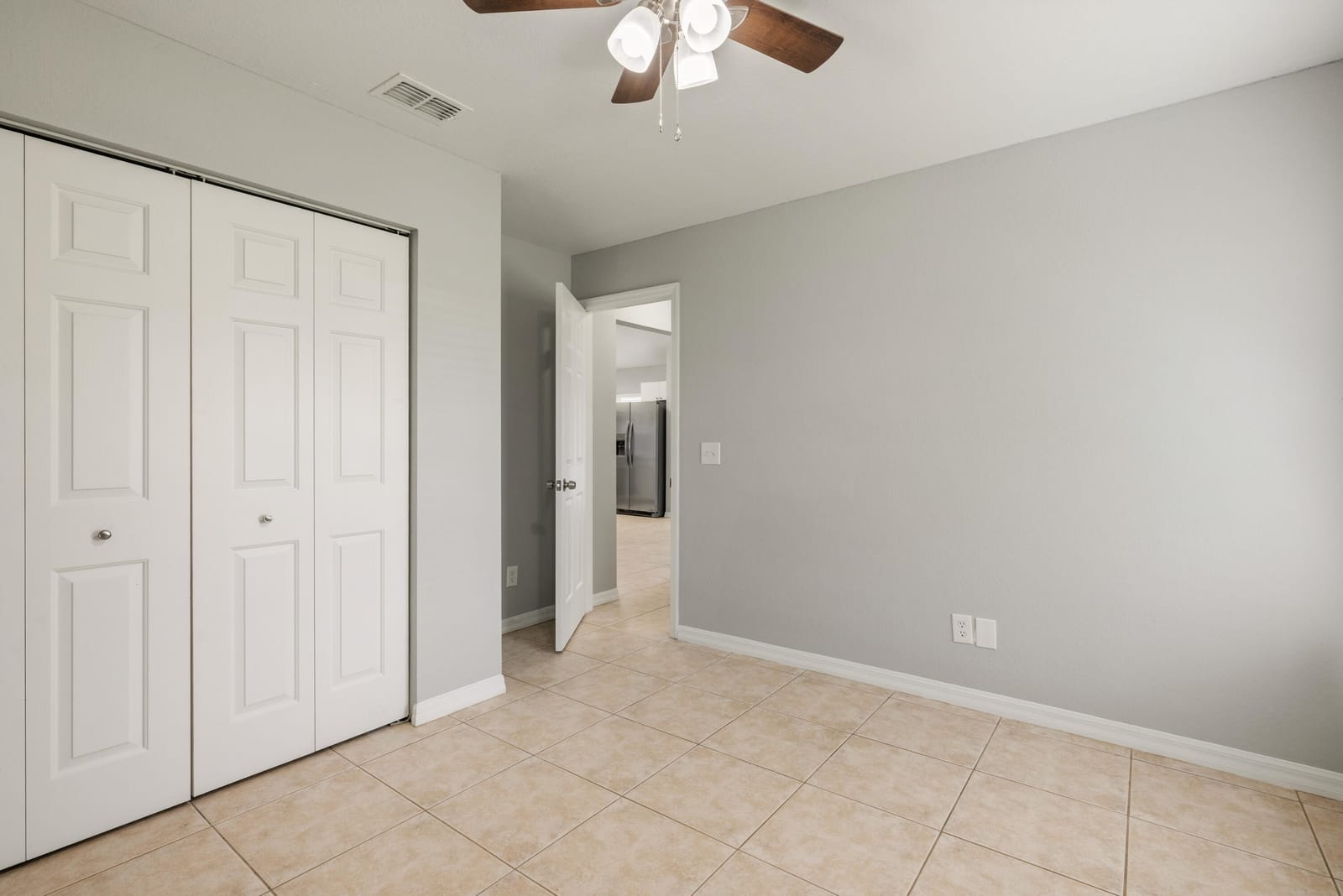 241 12TH Street SW, Vero Beach, FL 32962 photo 23