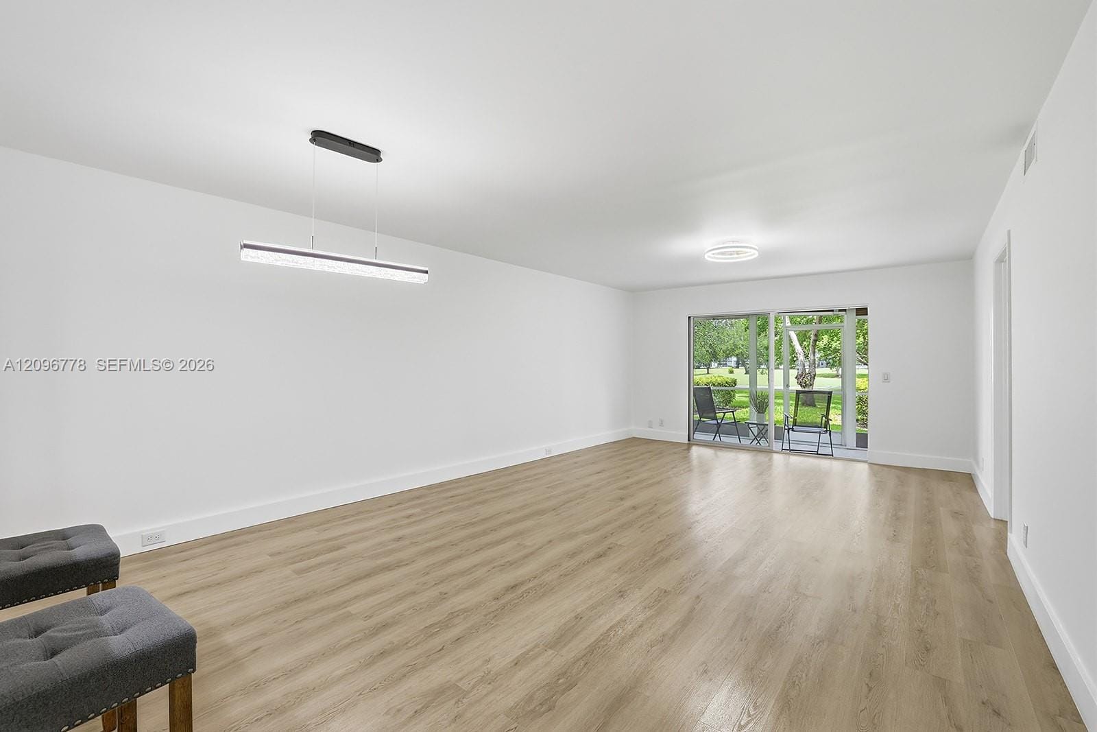 300 SW 130th Terrace 110B, Pembroke Pines, FL 33027 photo 5