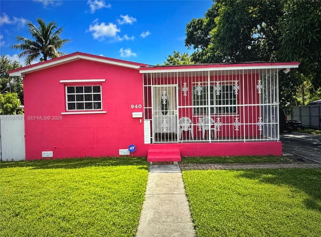 940 NW 135th Street, North Miami, FL 33168