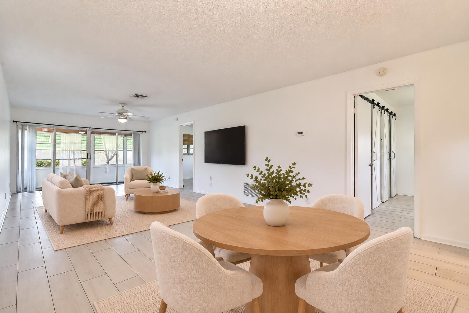450 BLUEBIRD Lane — photo 4