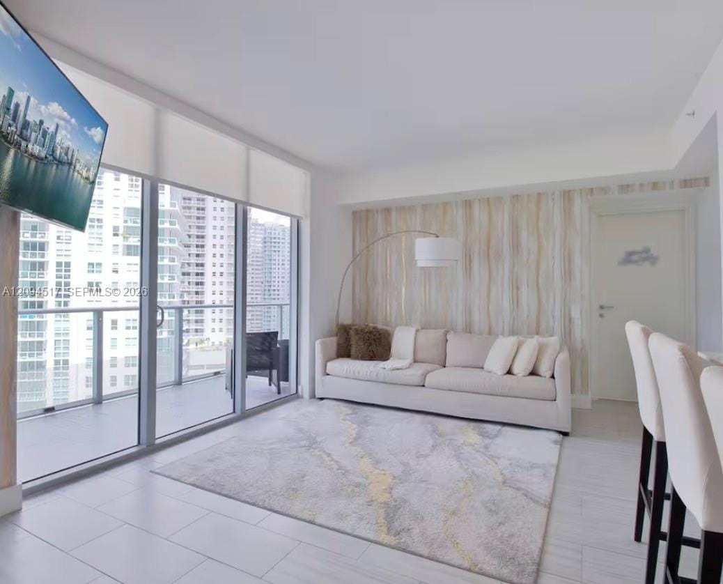 1300 Brickell Bay Drive 1711, Miami, FL 33131 photo 2