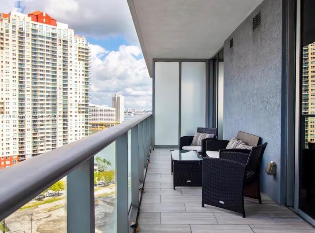 1300 Brickell Bay Drive 1711, Miami, FL 33131 photo 13