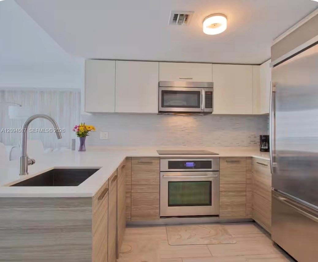 1300 Brickell Bay Drive 1711, Miami, FL 33131 photo 4