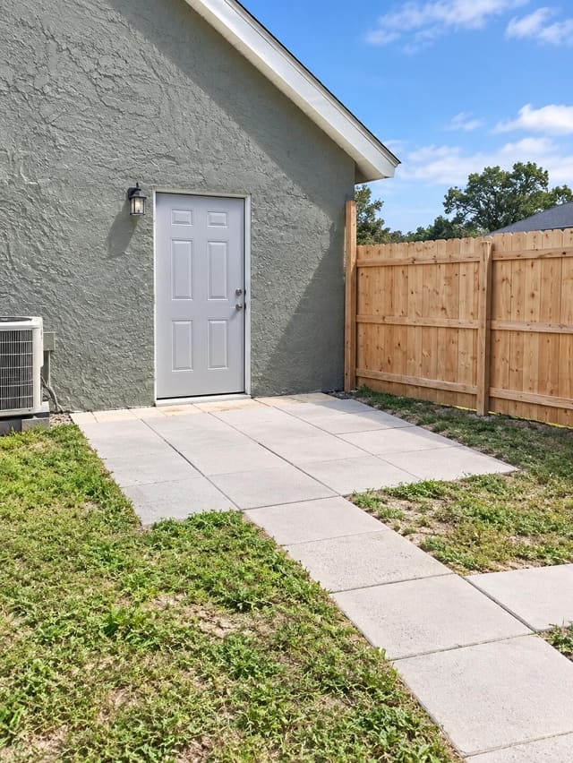 110 W Rubber Tree Drive EFFICIENCY A, Greenacres, FL 33467