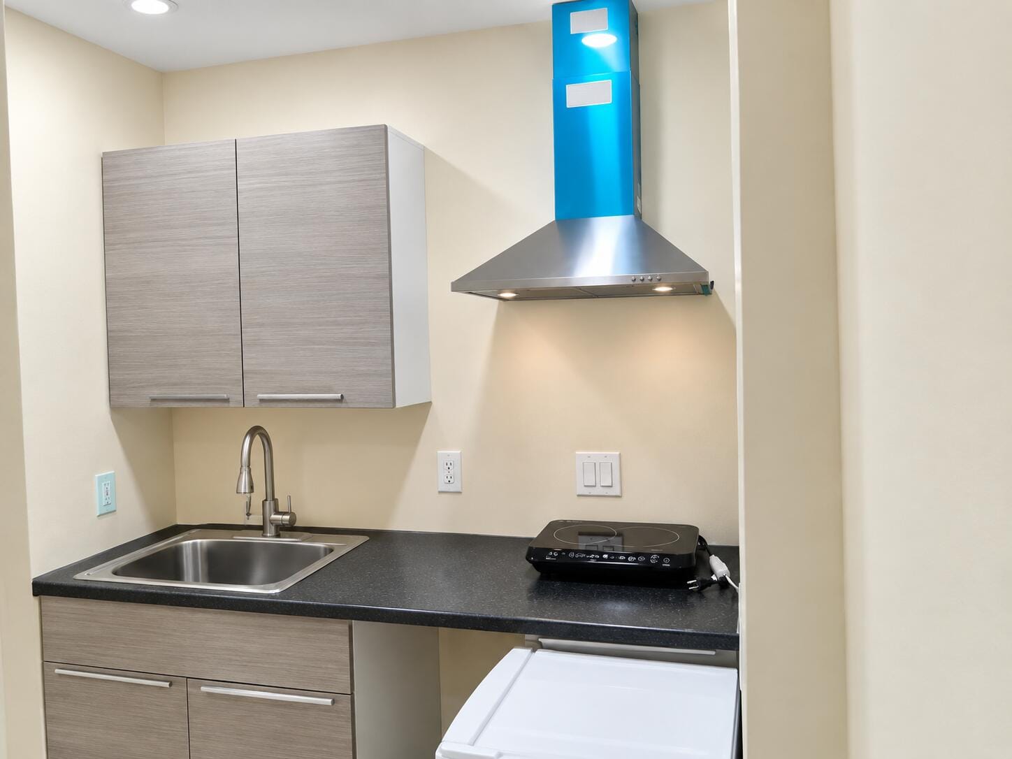 110 W Rubber Tree Drive EFFICIENCY A, Greenacres, FL 33467 photo 3