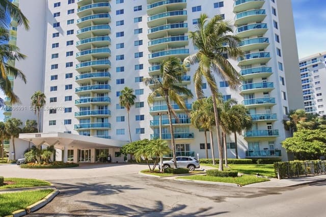 19380 Collins Avenue 510, Sunny Isles Beach, FL 33160
