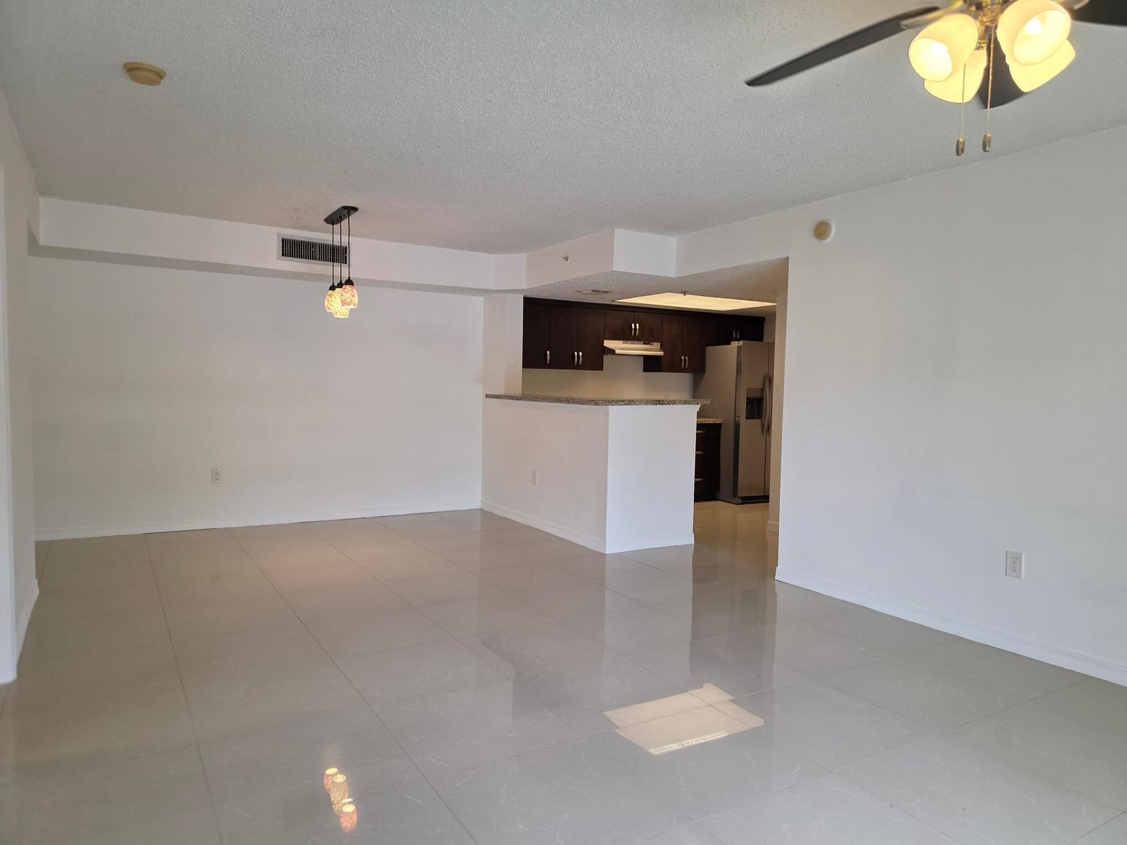5055 WILES Road 207 — photo 7