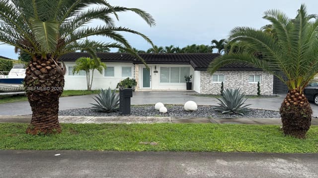 10450 SW 42nd Terrace, Miami, FL 33165