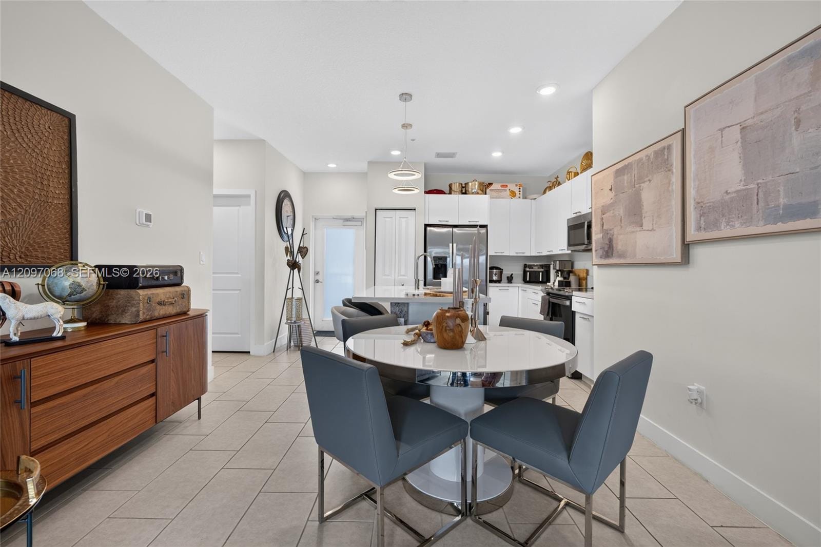 8167 NW 41st Street E-208, Doral, FL 33166 photo 3
