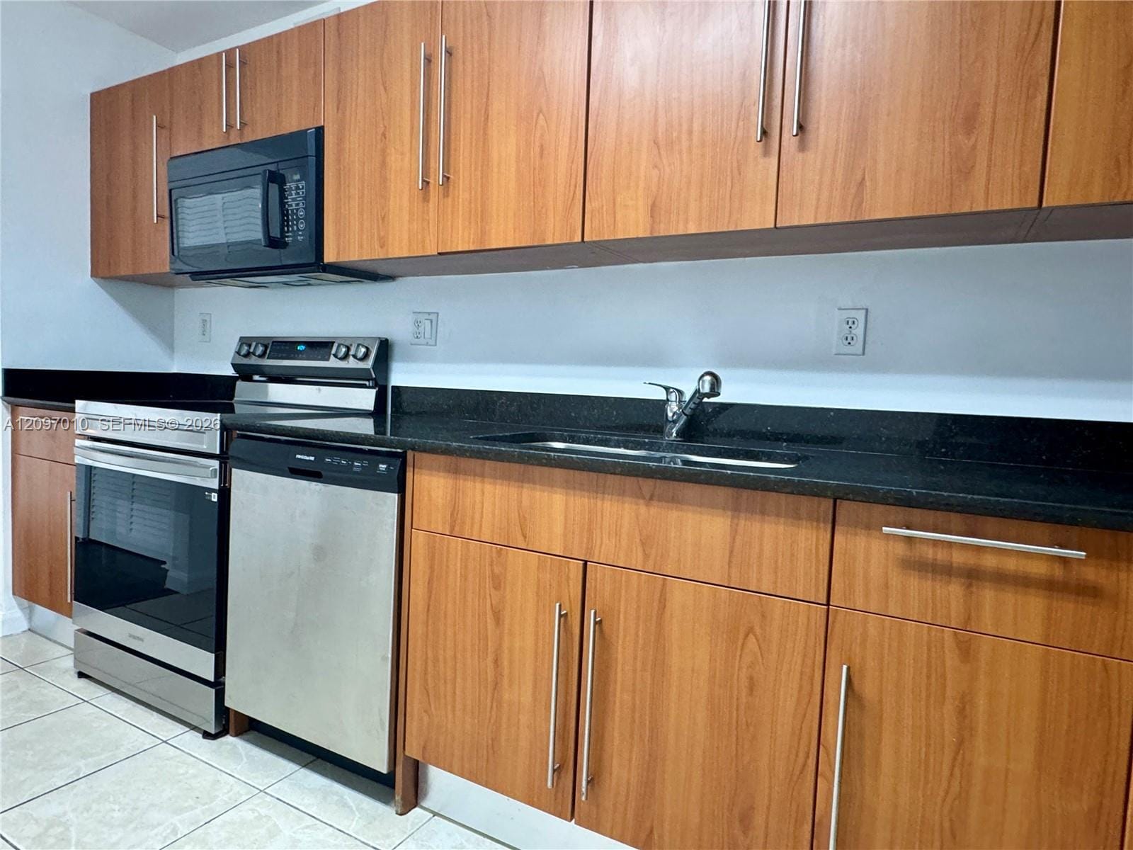 3001 S Ocean Drive 307, Hollywood, FL 33019 photo 8