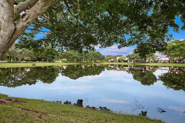 702 DEER CREEK NORTH SHORE Drive, Deerfield Beach, FL 33442