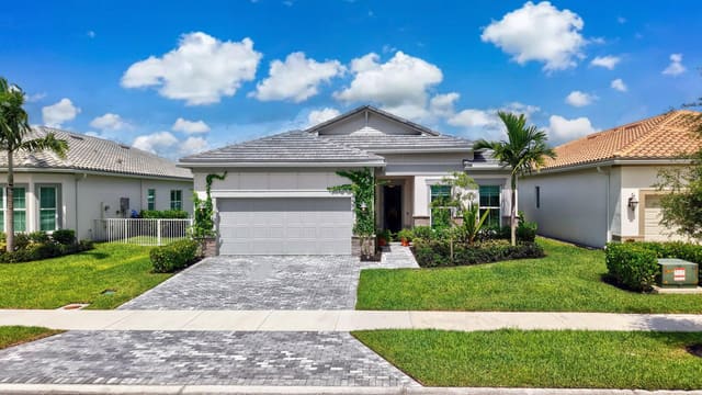 4541 MATILDA Court, Delray Beach, FL 33445