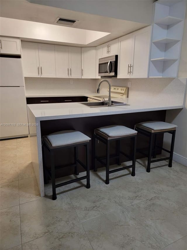 10877 NW 7th Street 23-35, Miami, FL 33172