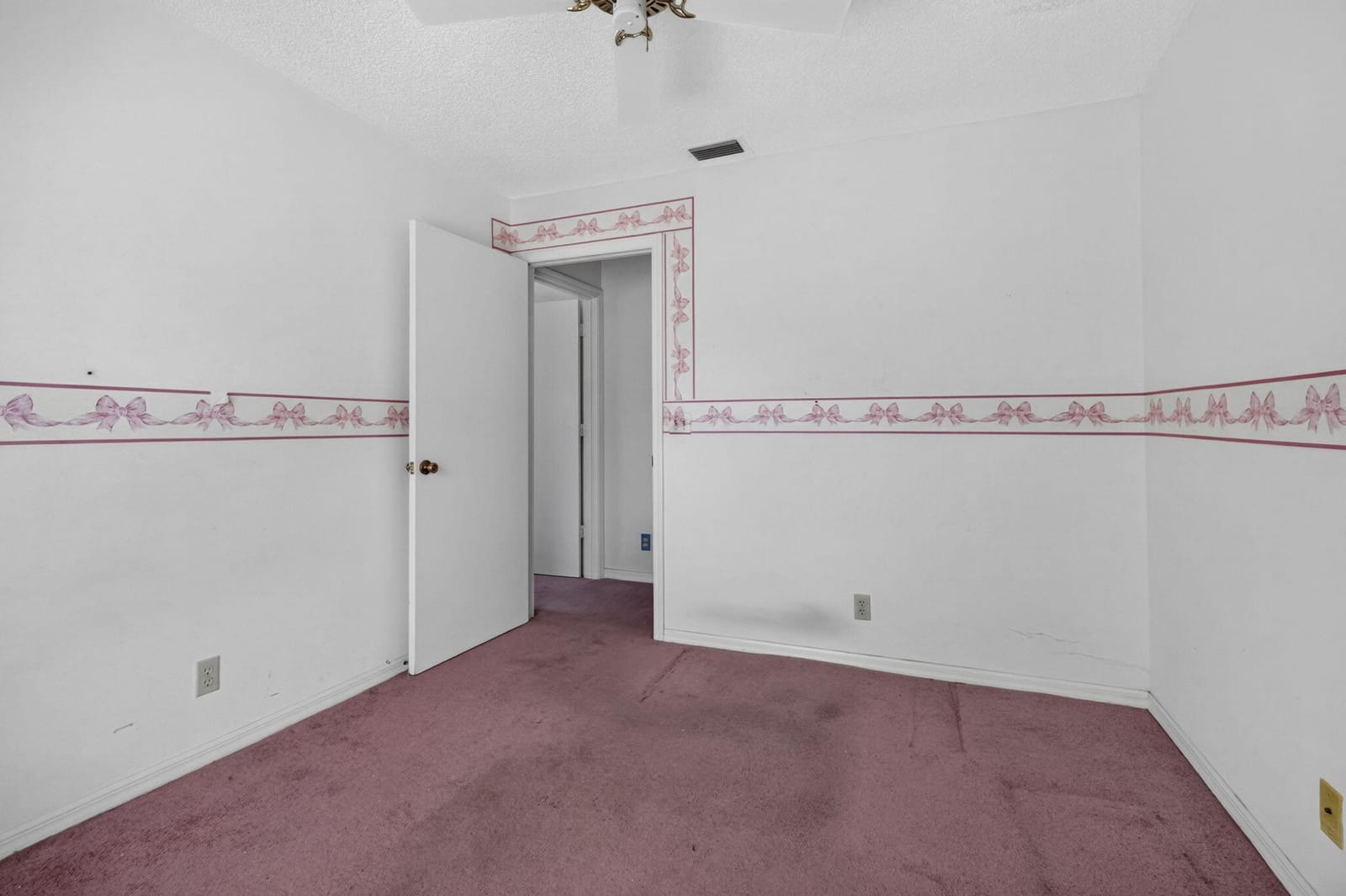 117 HAMMOCKS Court, Greenacres, FL 33413 photo 14