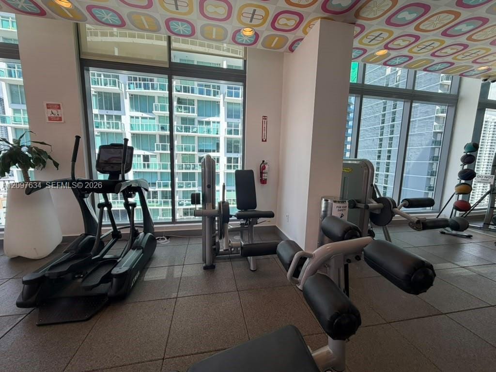 31 SE 6th Street 1103, Miami, FL 33131 photo 8