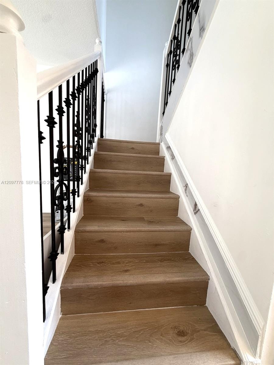 8520 NW 139th Terrace 1607 — photo 9