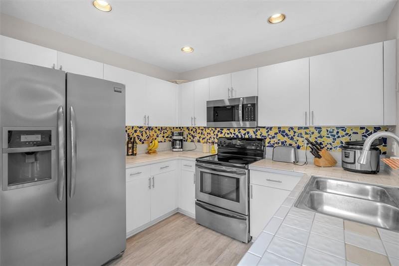 4734 SW 13TH Place — photo 4