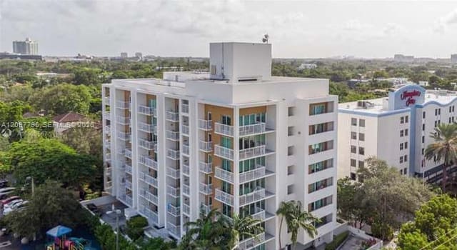2740 SW 28th Terrace 403, Coconut Grove, FL 33133