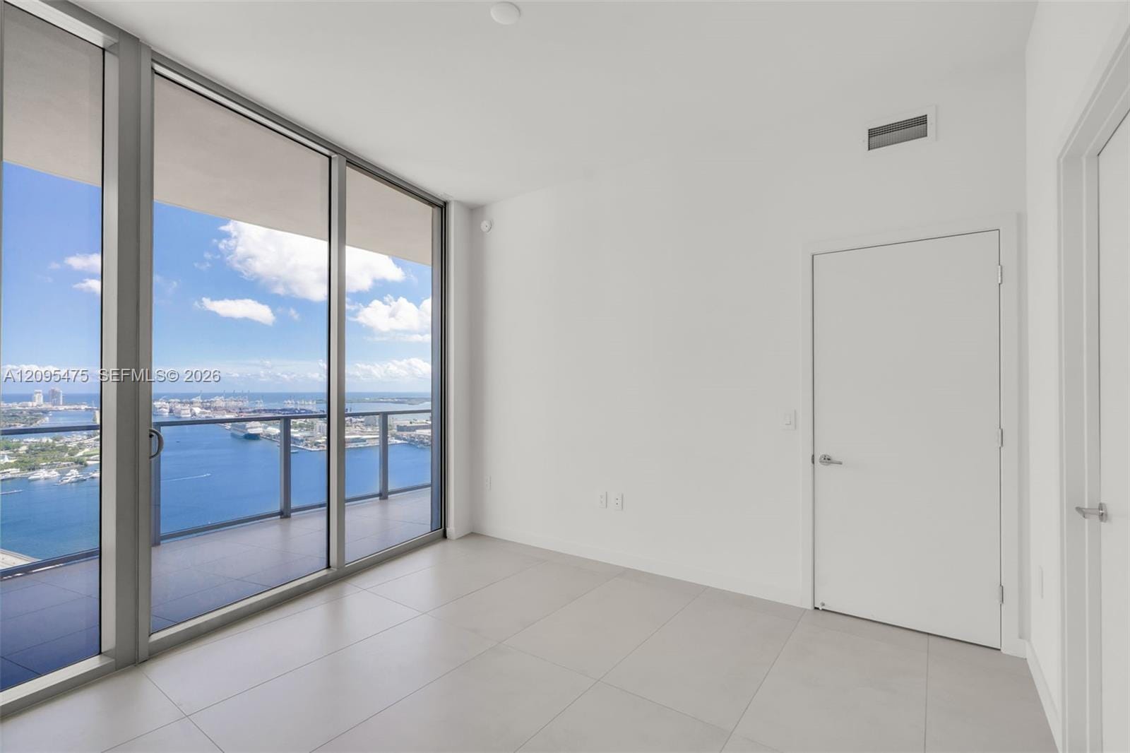 1400 Biscayne Boulevard 4105, Miami, FL 33132 photo 13