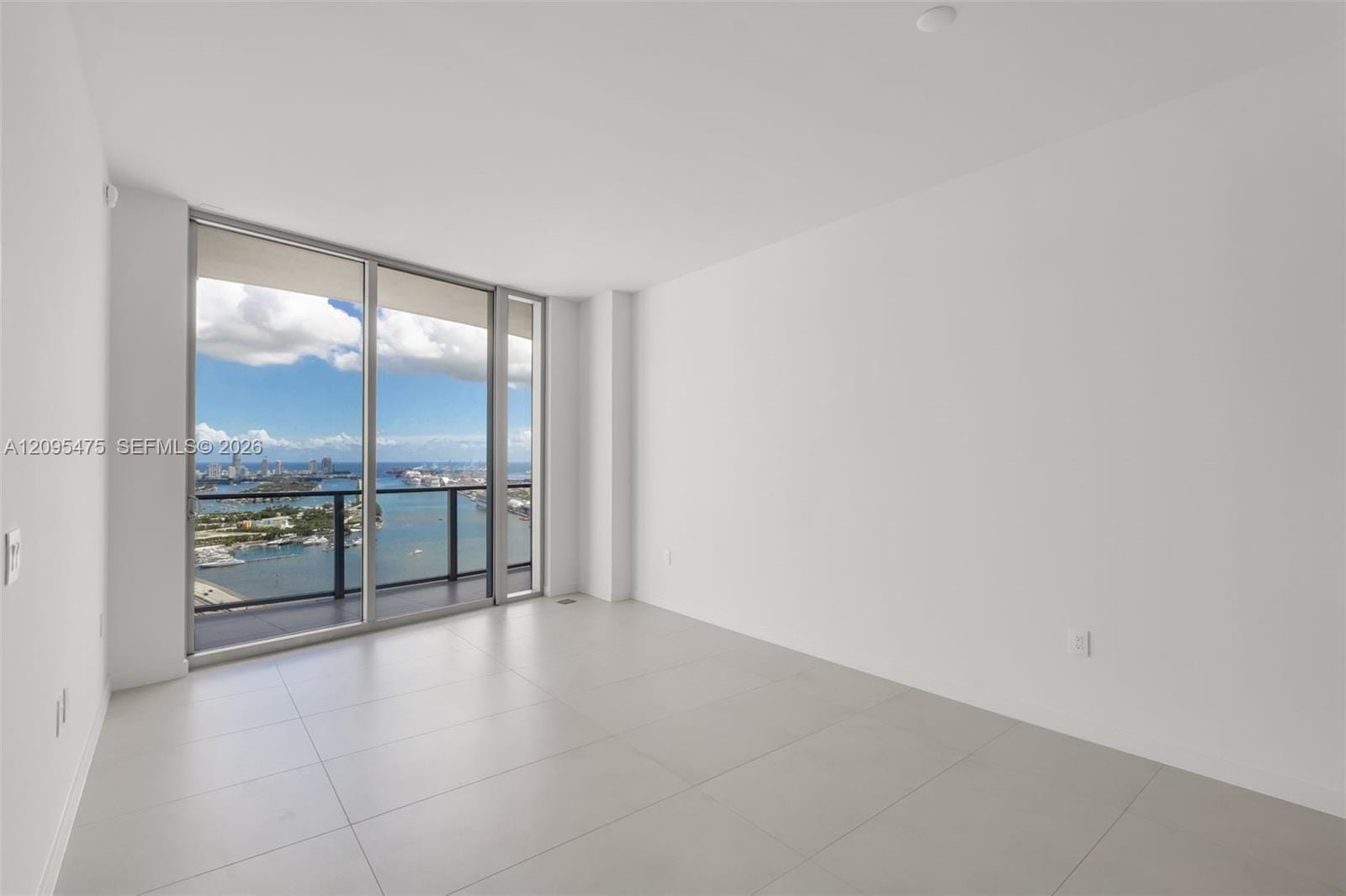1400 Biscayne Boulevard 4105, Miami, FL 33132 photo 14