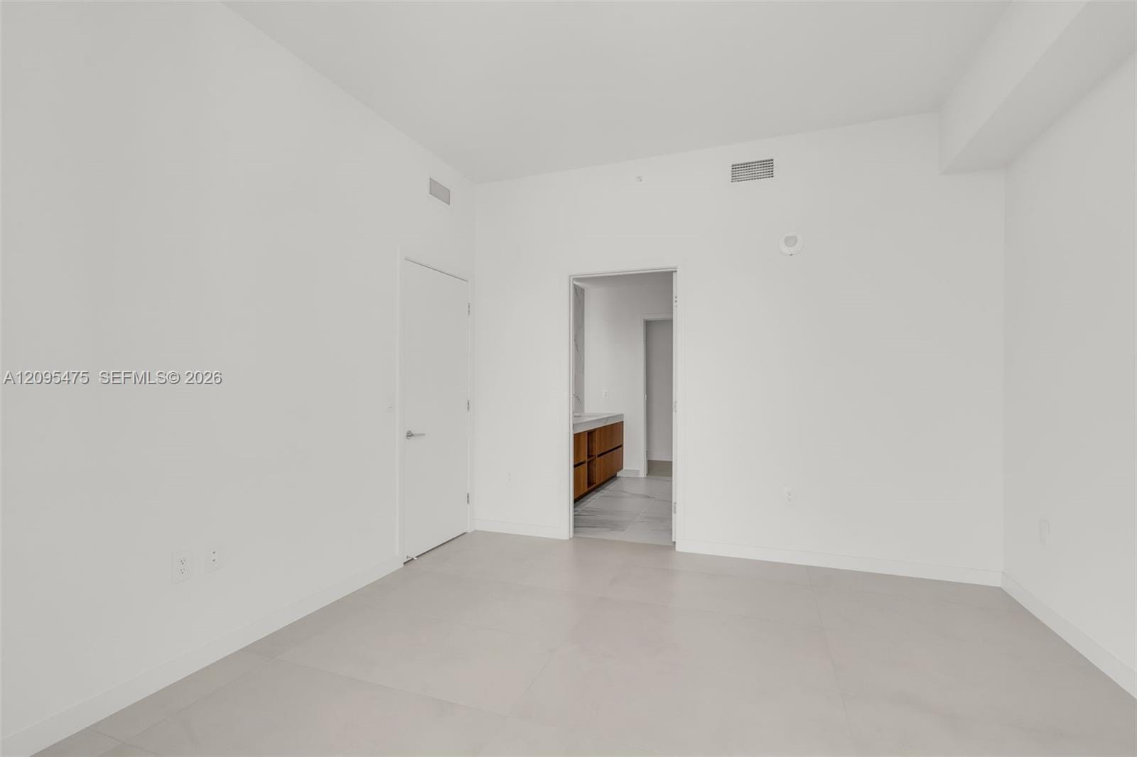 1400 Biscayne Boulevard 4105, Miami, FL 33132 photo 18