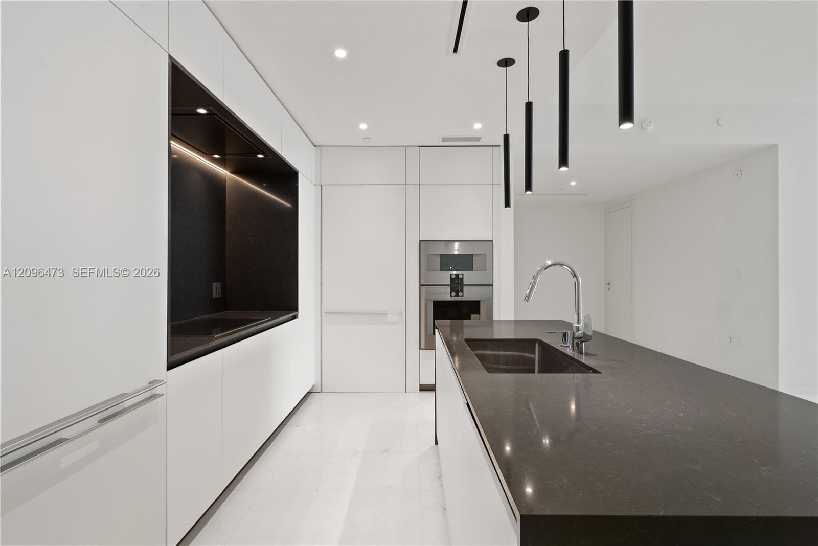 300 Biscayne Boulevard Way 3805W — photo 12