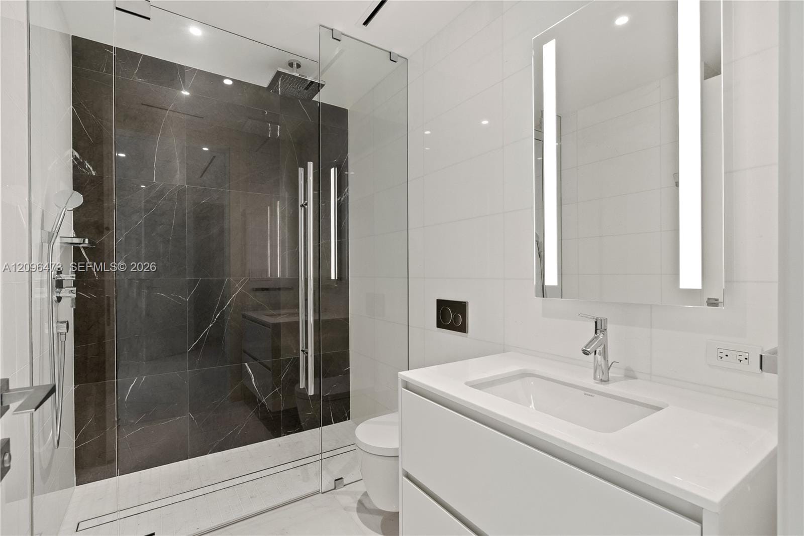 300 Biscayne Boulevard Way 3805W — photo 7