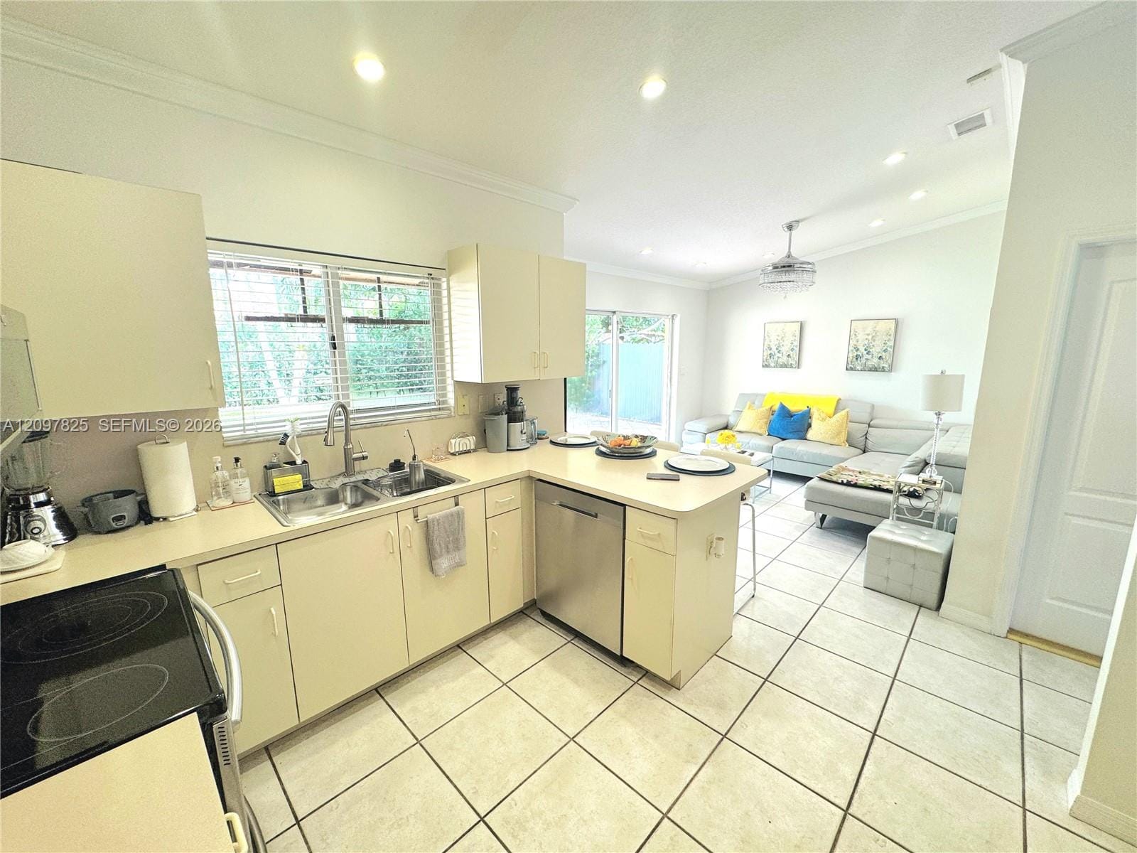 15413 SW 178th Street, Miami, FL 33187 photo 4