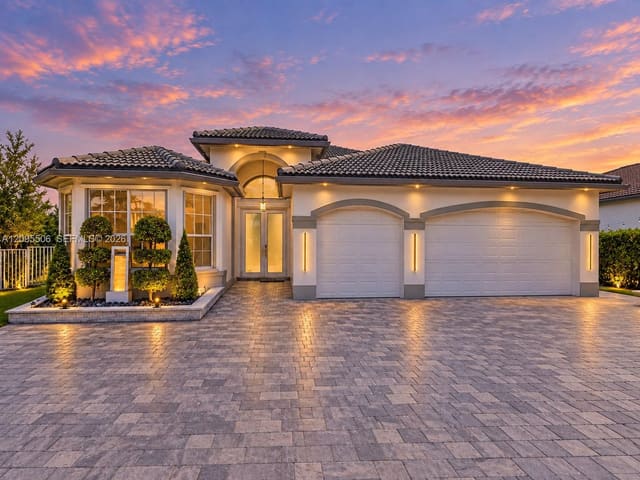 5421 SW 185th Terrace, Miramar, FL 33029