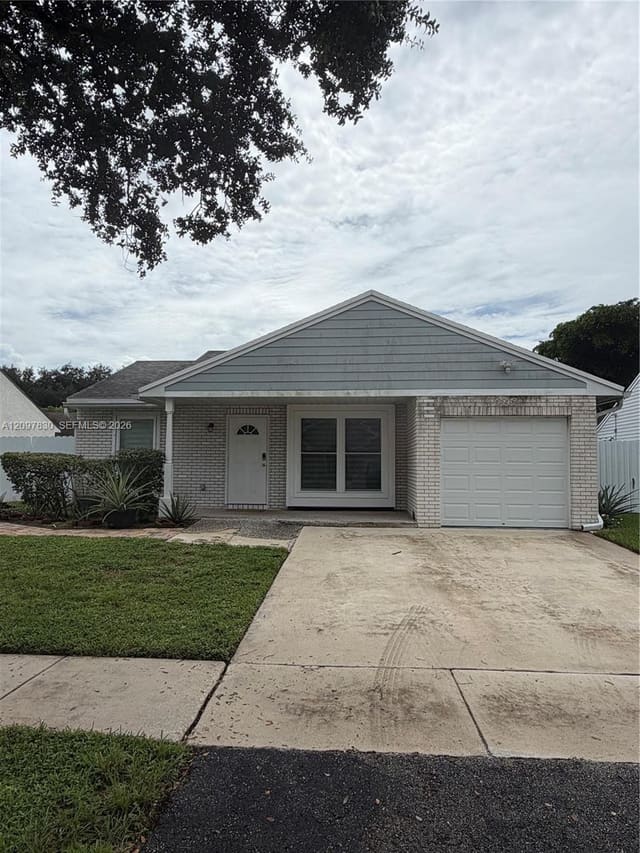 8630 SW 15th Street 8630, Pembroke Pines, FL 33025