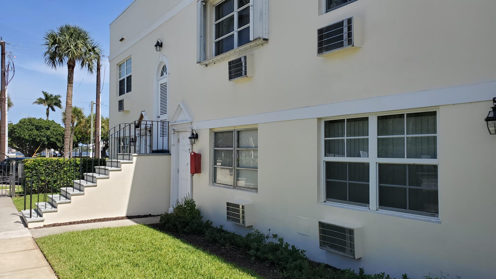 31 S Golfview Road, Lake Worth Beach, FL 33460 photo 3