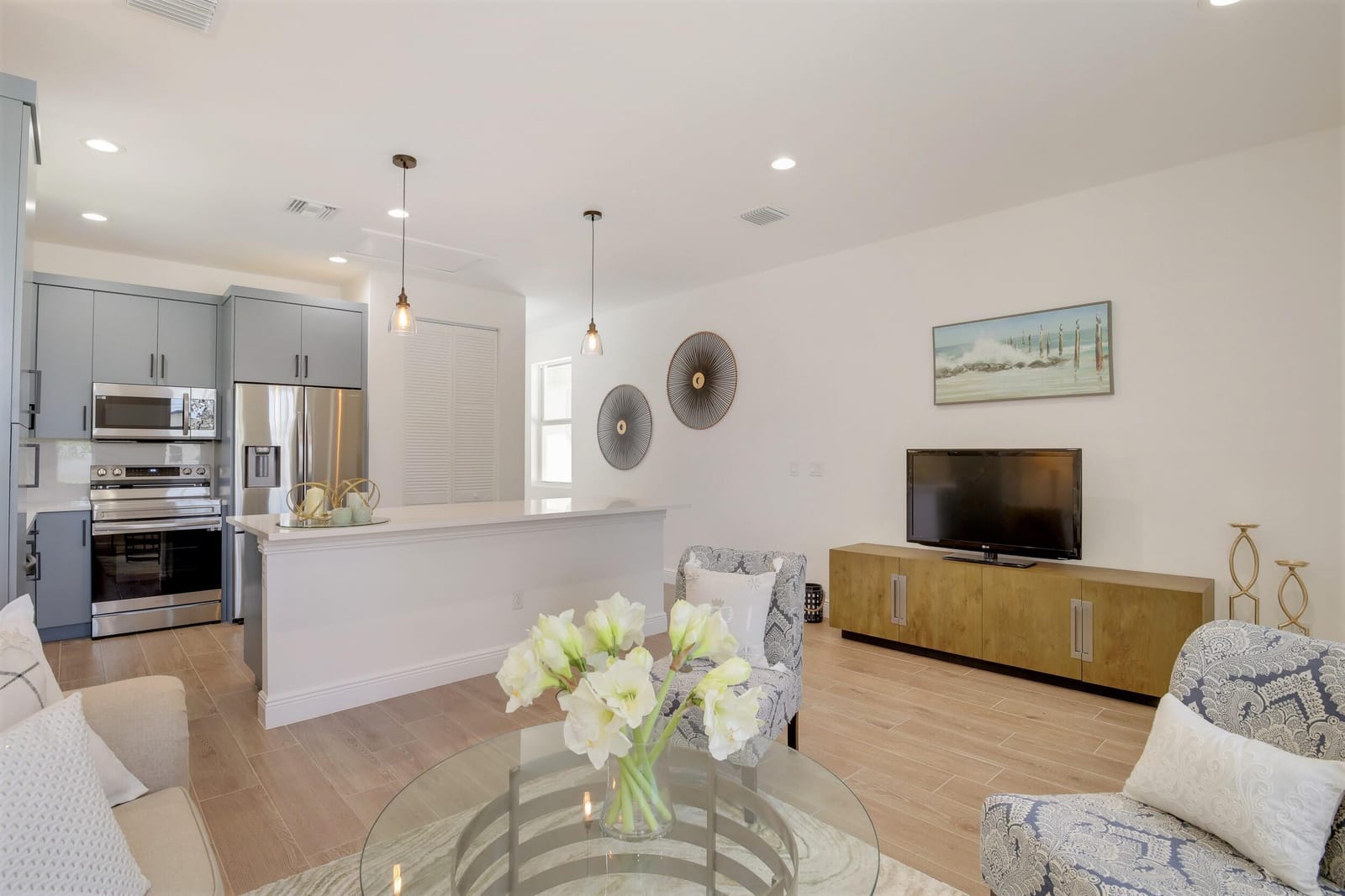 431 S F Street — photo 4