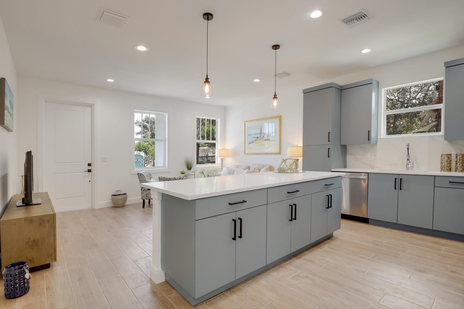 431 S F Street — photo 8