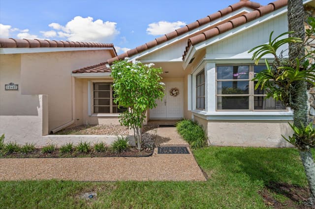 10407 NW 7th Street, Plantation, FL 33324