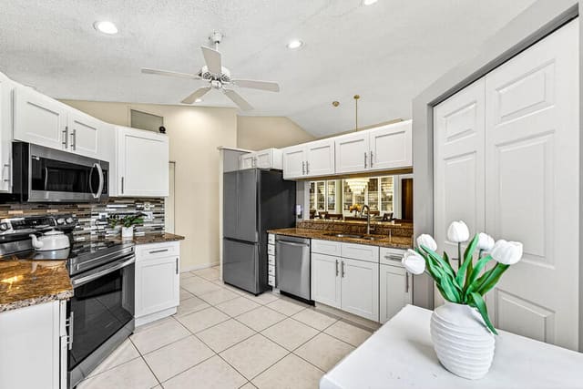 7888 Lexington Club Boulevard, Delray Beach, FL 33446