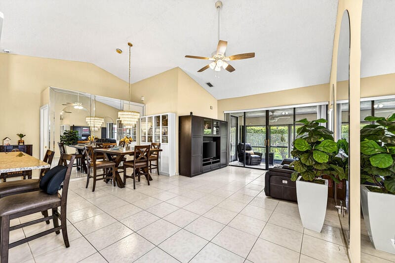 7888 Lexington Club Boulevard B — photo 4