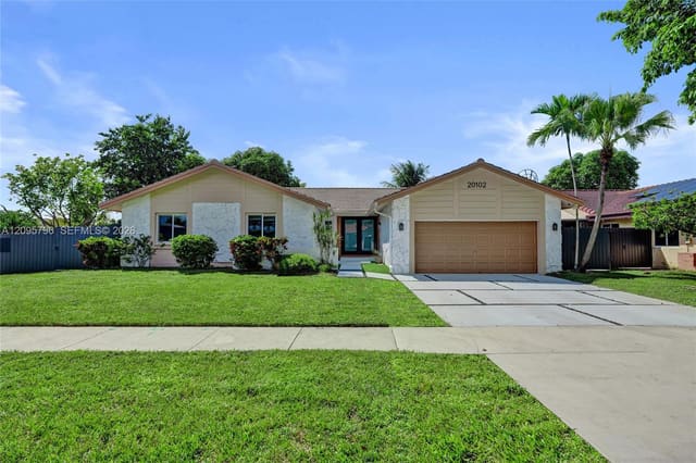 20102 NW 62nd Avenue, Hialeah, FL 33015