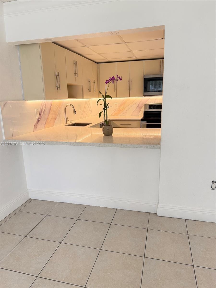 6930 Miami Gardens Drive 1-103, Hialeah, FL 33015 photo 2