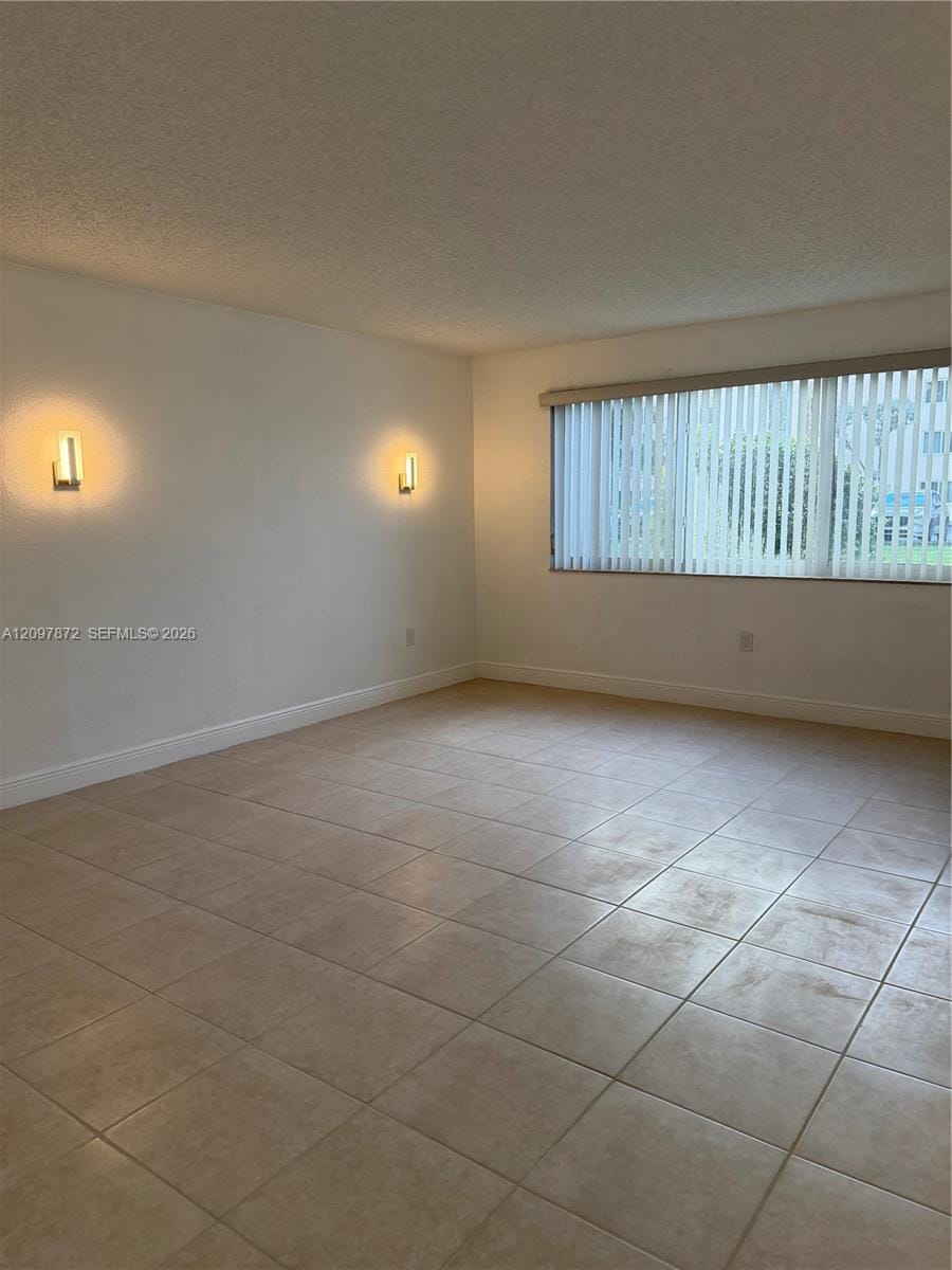 6930 Miami Gardens Drive 1-103, Hialeah, FL 33015 photo 10