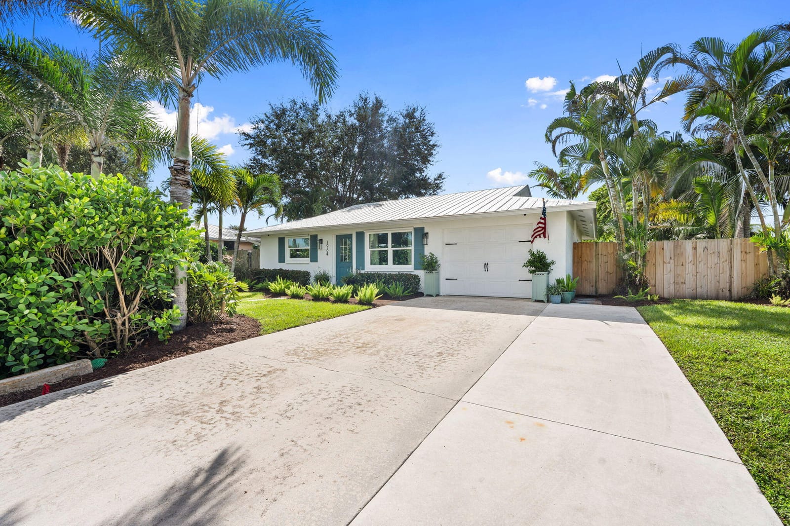 1964 SE LAFAYETTE Street, Stuart, FL 34997 photo 3