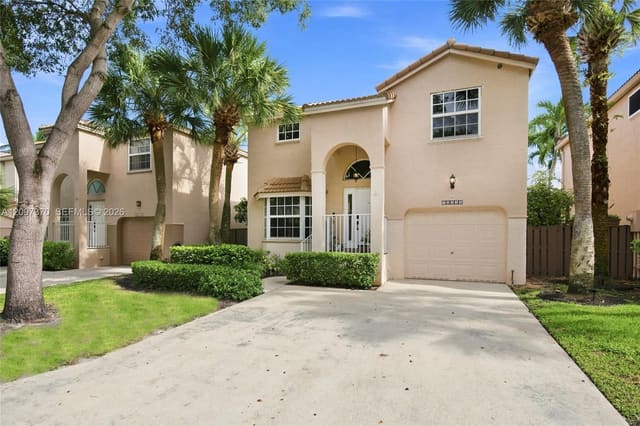 10830 NW 12th Place, Plantation, FL 33322