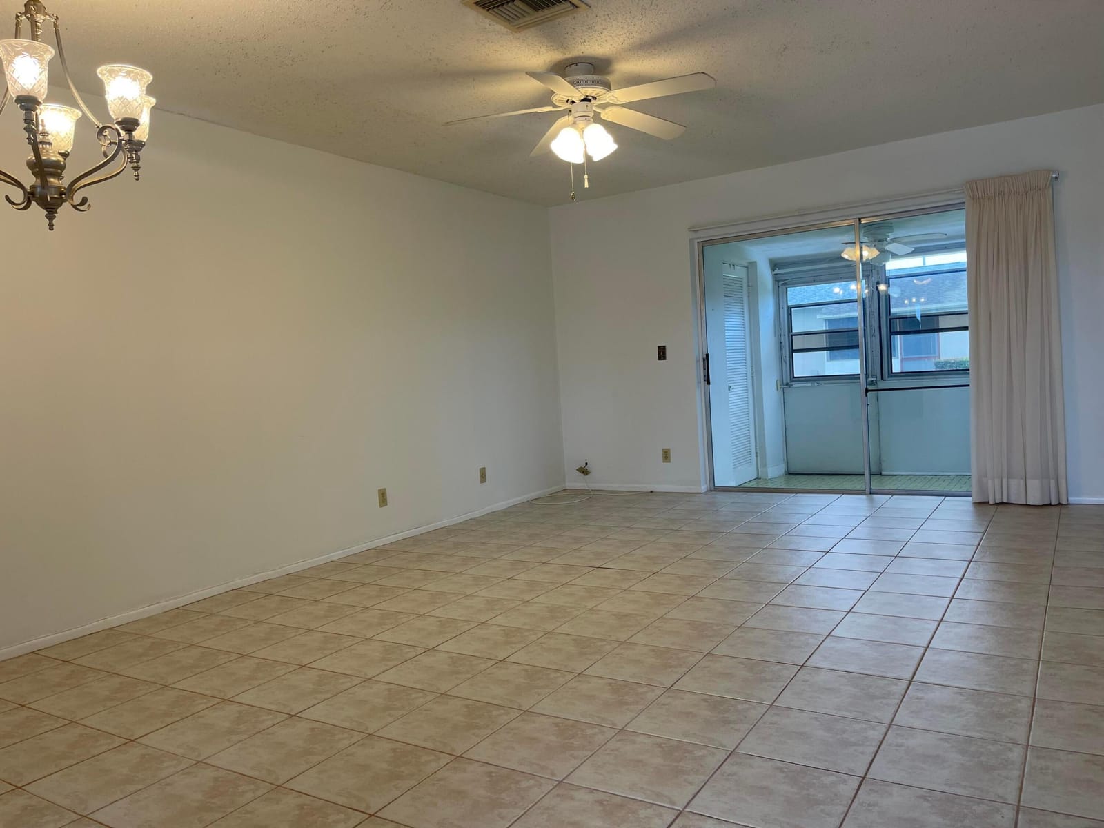 2731 Emory Drive W, West Palm Beach, FL 33415 photo 10
