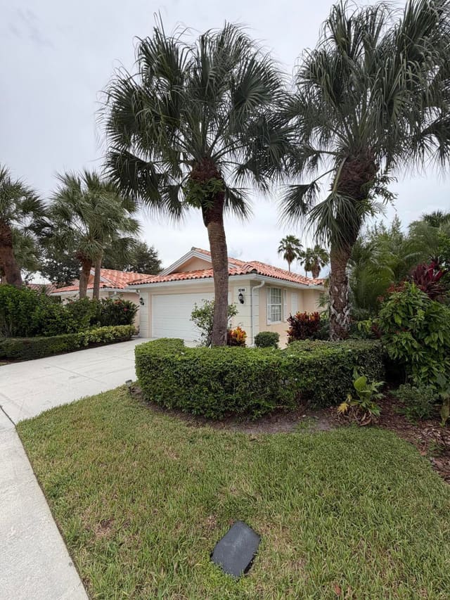 8240 SE DOUBLE TREE Drive, Hobe Sound, FL 33455