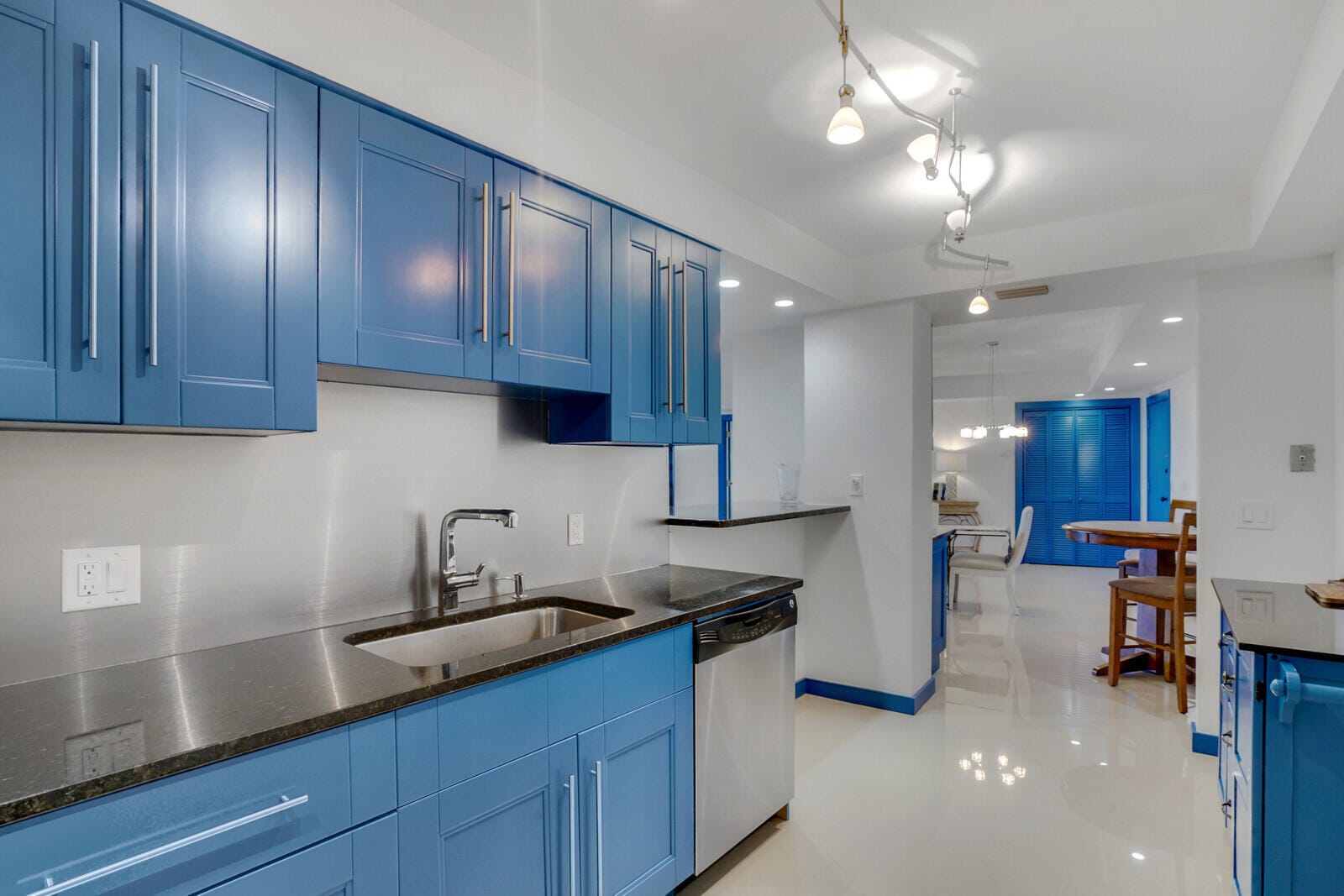 2295 S Ocean Boulevard 619 — photo 11