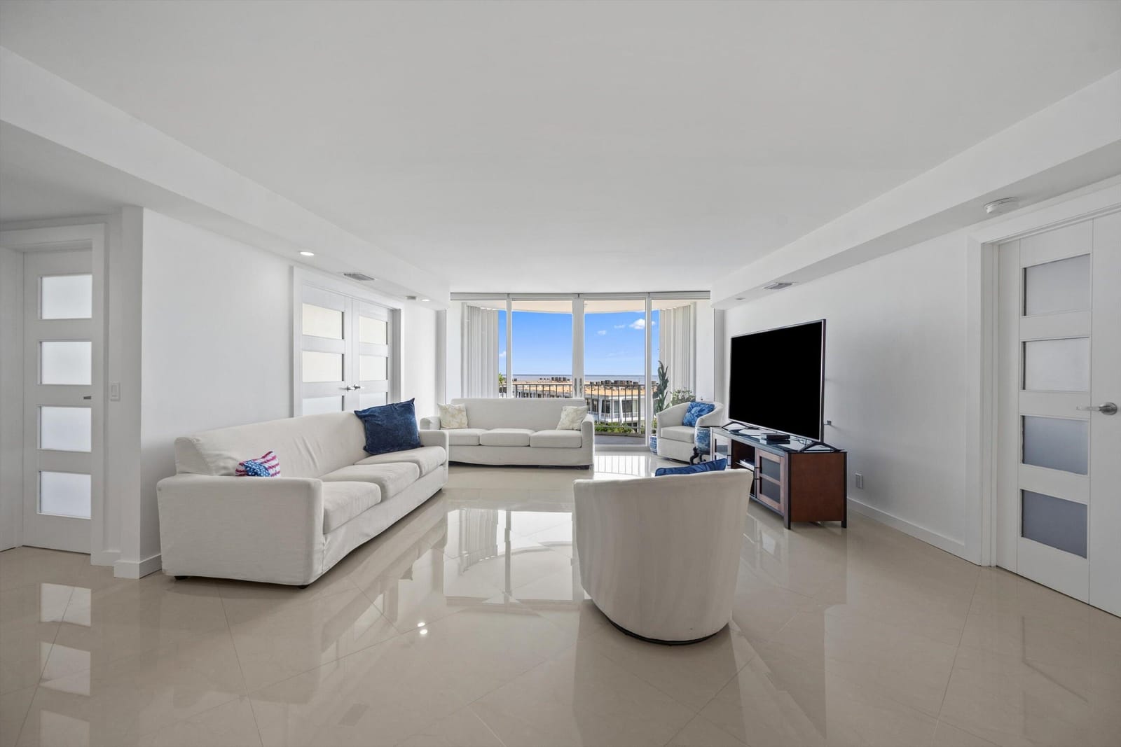 2295 S Ocean Boulevard 619 — photo 8