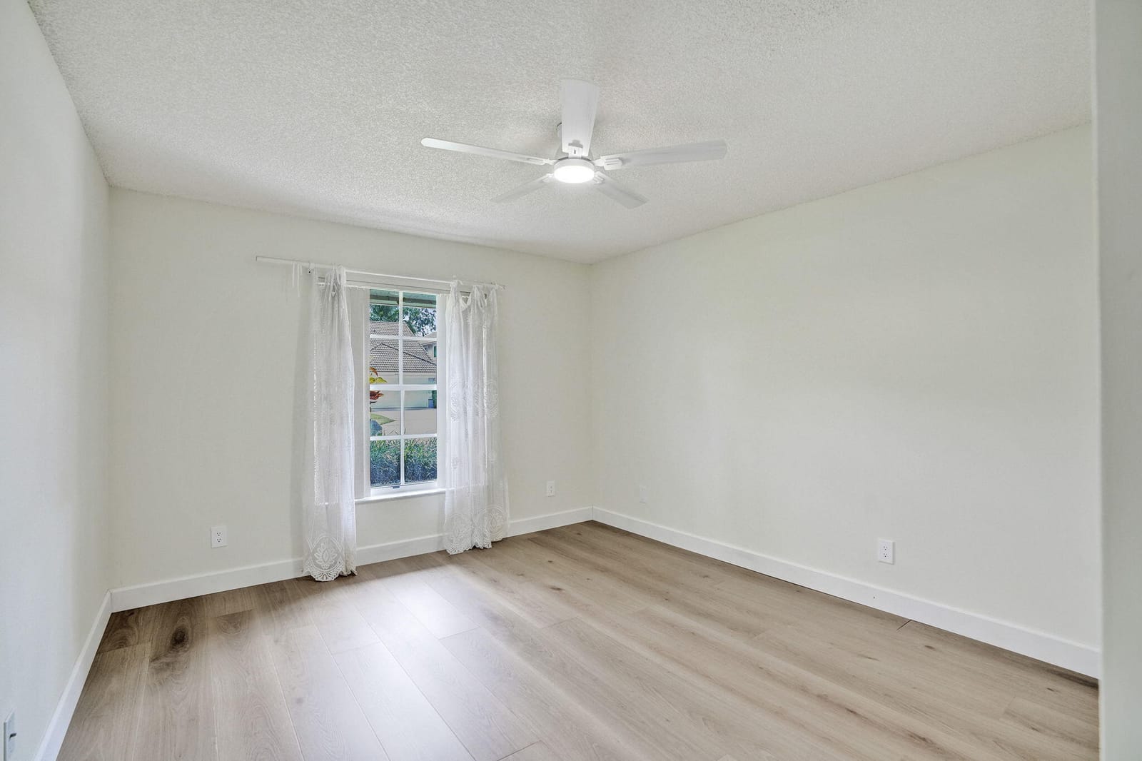 9821 SW 3RD Court, Plantation, FL 33324 photo 13