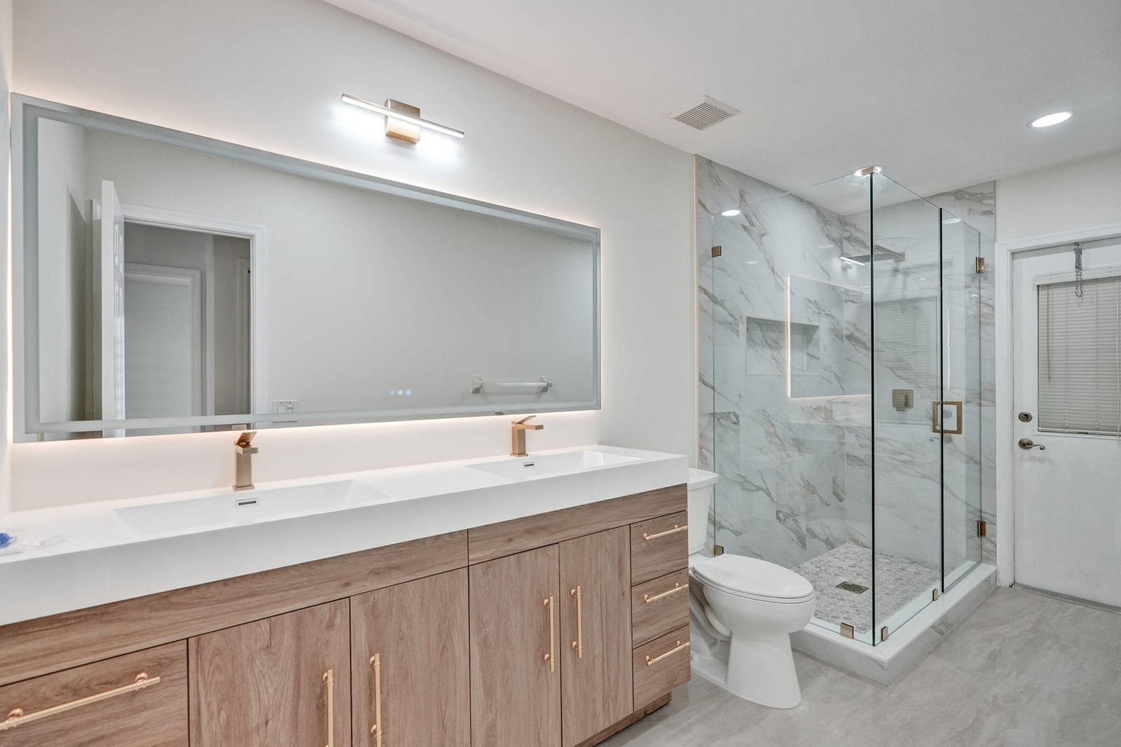 9821 SW 3RD Court, Plantation, FL 33324 photo 16