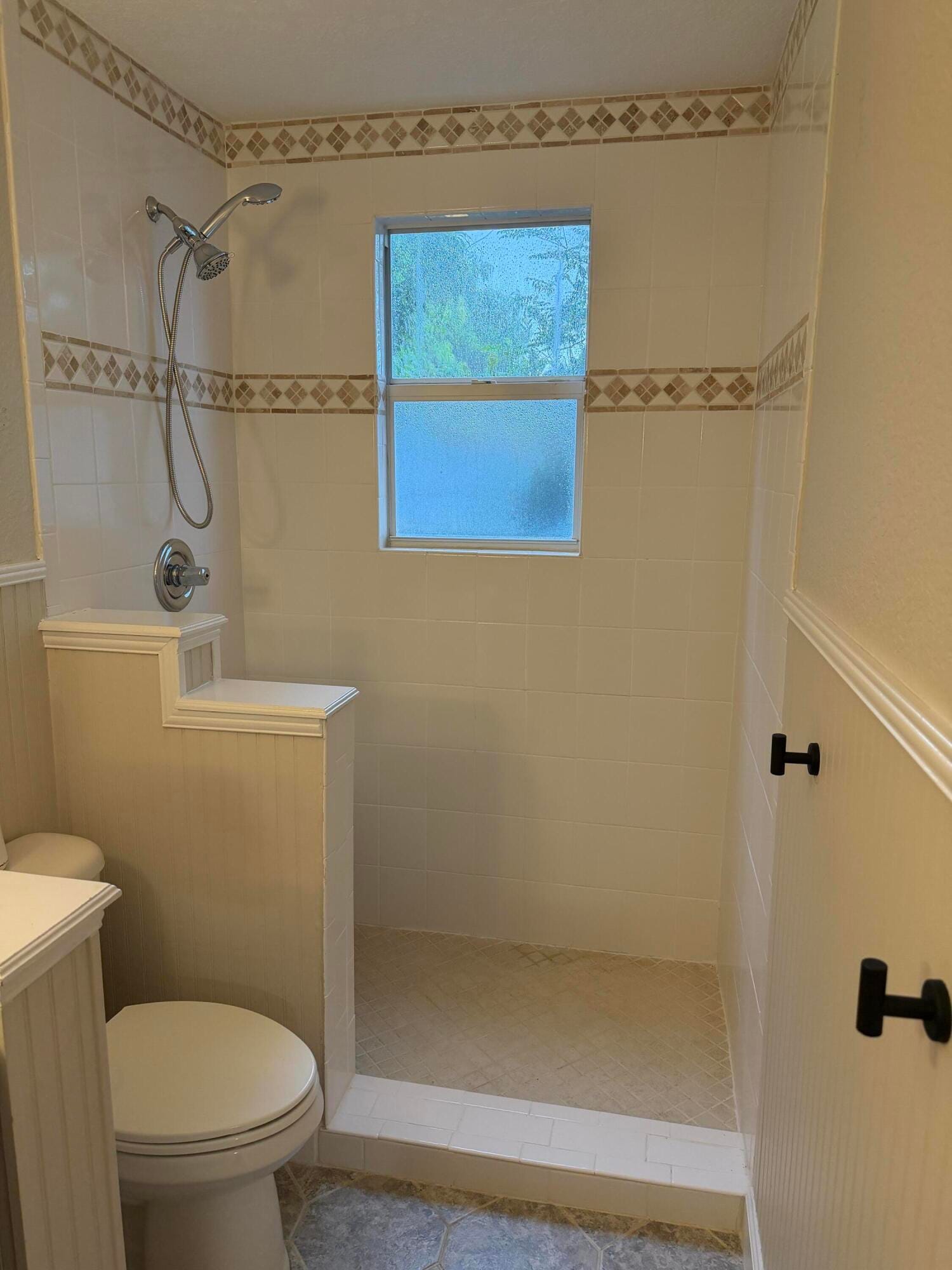 176 E 24TH Street, Riviera Beach, FL 33404 photo 12