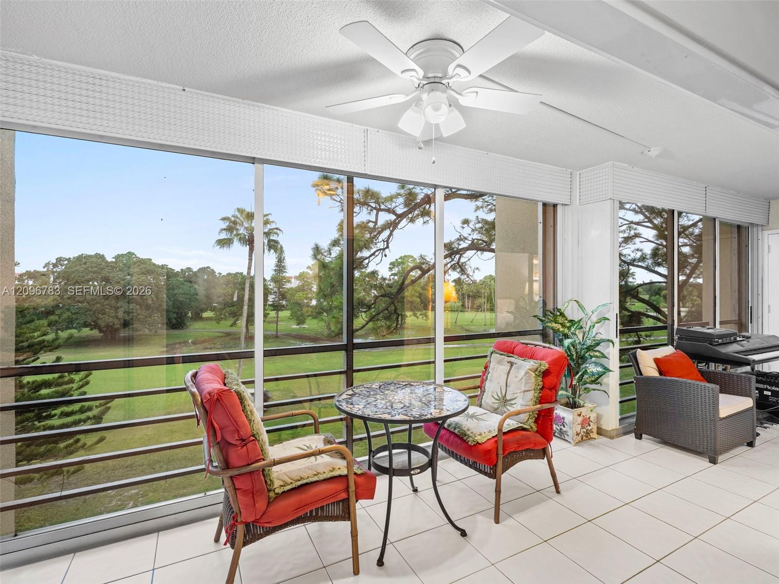 3661 Via Poinciana 401 — photo 2