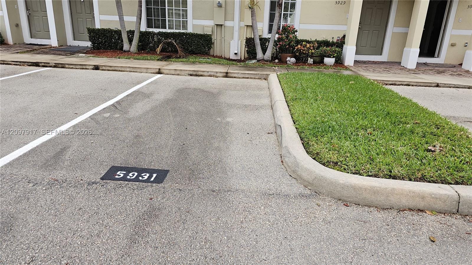 5931 Glasgow Way 5931, Tamarac, FL 33321 photo 17